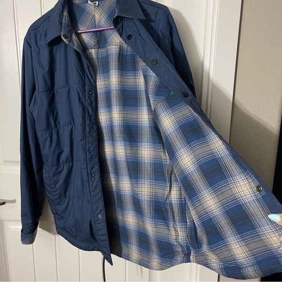 The North Face Men’s Reversible Fort Point Flannel Jacket - Picture 4 of 8